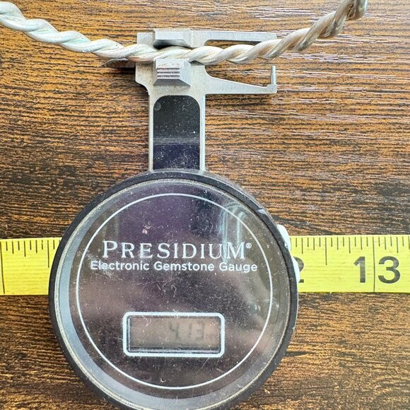 VTG Solid Sterling Silver 925 Twist Design Bangle Bracelet Size 7.5" Fit - Picture 9 of 10